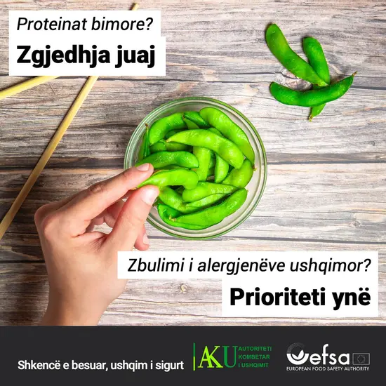 edamame në një tas